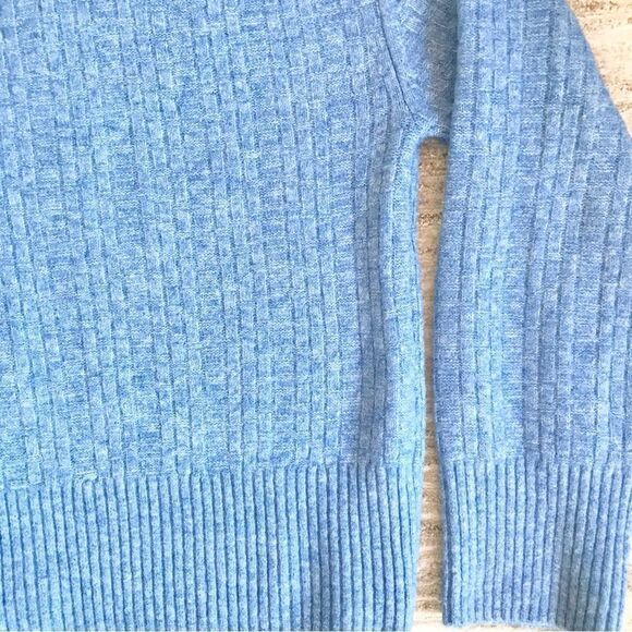 Zara Blue Weave Pattern Cropped Boxy Button Up V Neck Knit Cardigan Sweater - Picture 10 of 14